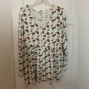 Kate Quinn women’s long sleeve multi Dino size XL. Washed but never worn.